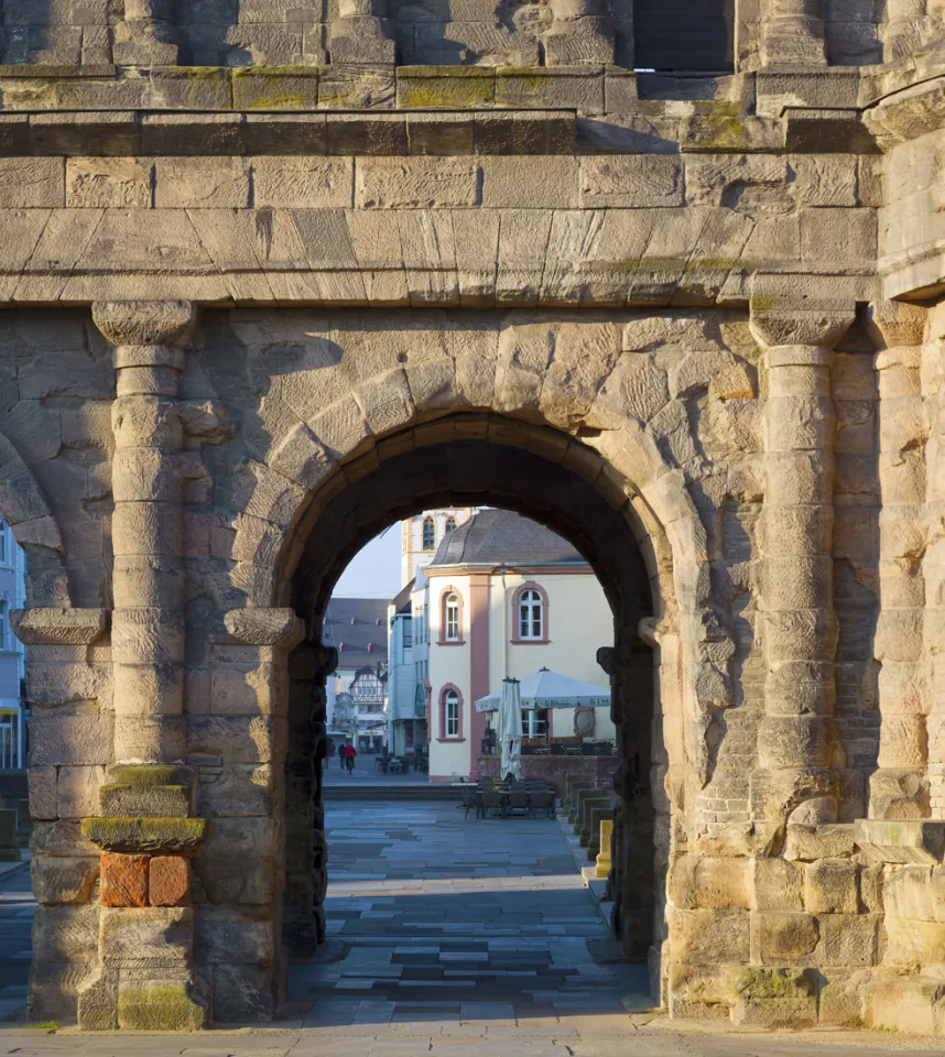 Porta Nigra, western passageway (north elevation)