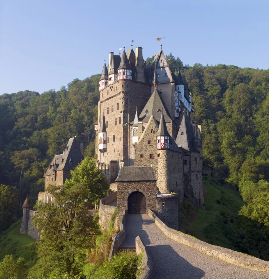 Eltz Castle, north elevation Eltz Castle, north elevation