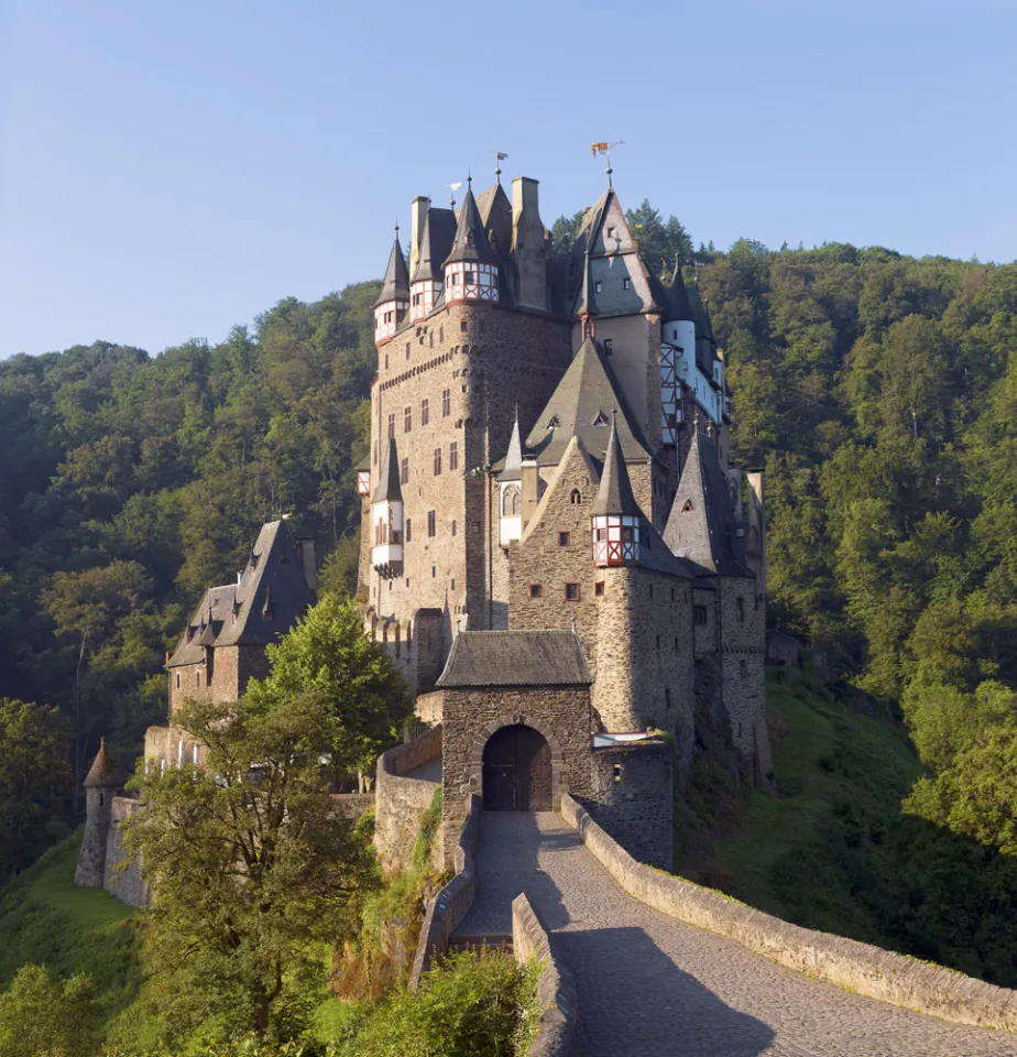 Eltz Castle, north elevation