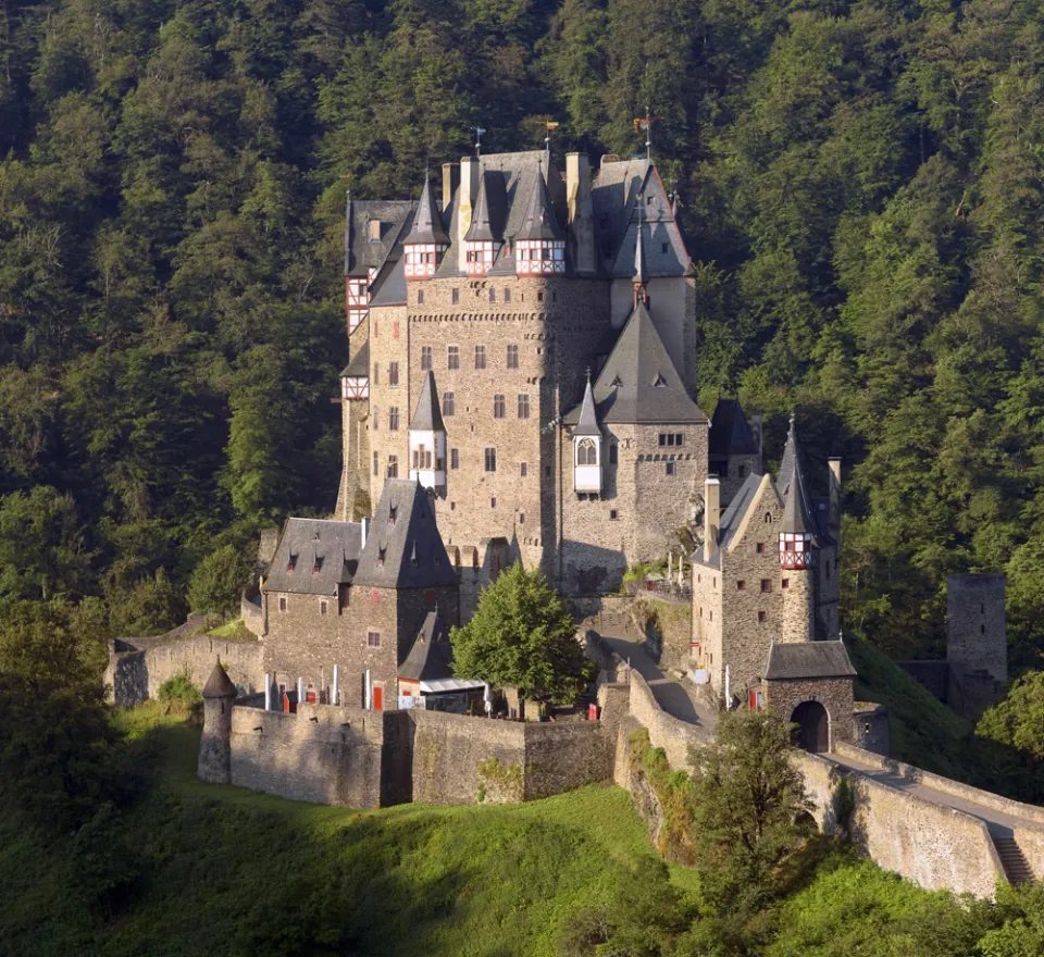 Eltz Castle, northeast elevation