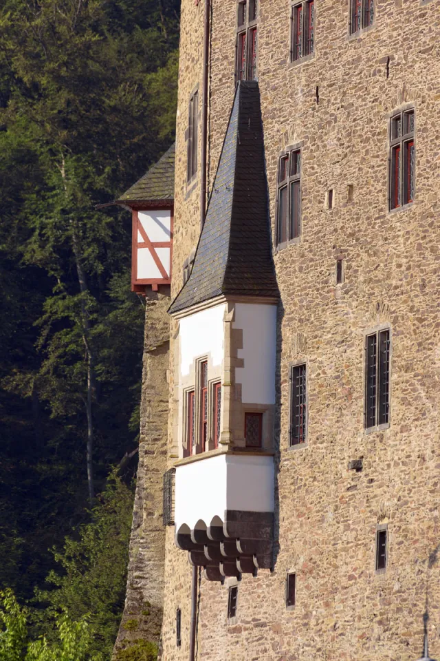 Eltz Castle, oriel