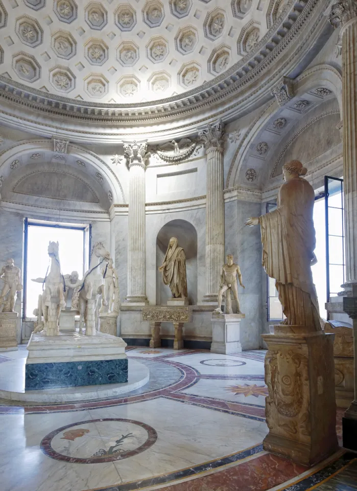 Vatican Museums, Pius-Clementine Museum, Hall of the Chariot