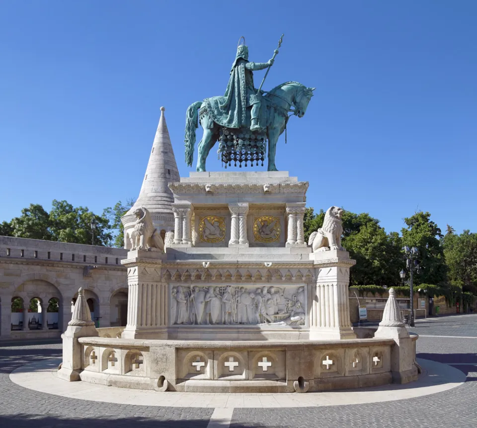 Fisherman's Bastion, Equestrian Statue of St. Stephen, northwest elevation