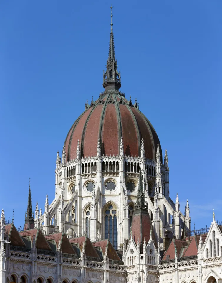 Hungarian Parliament Building, dome (northeast elevation)