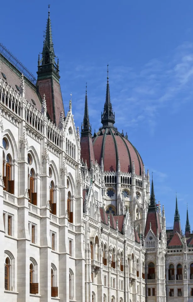 Hungarian Parliament Building, facade detail
