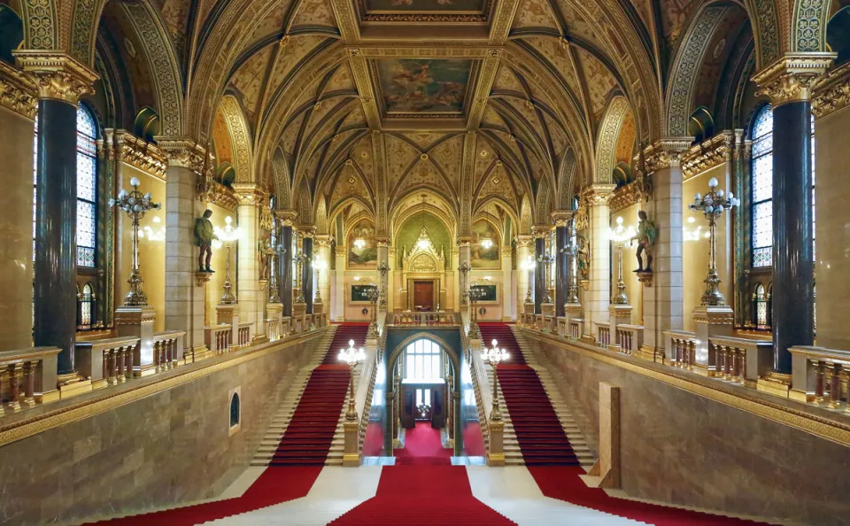 Hungarian Parliament Building, Grand Staircase