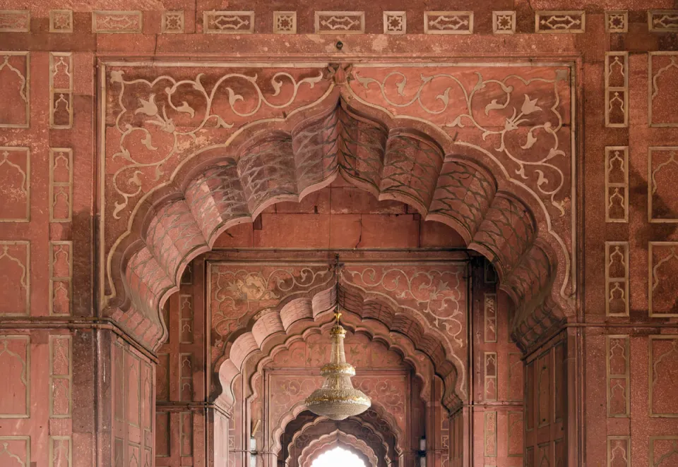 Jama Masjid of Delhi, Prayer Hall, archways