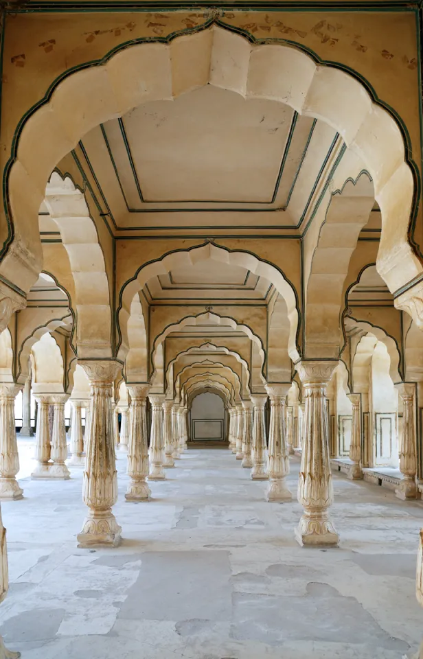 Amber Fort, Sattais Kacheri (Court of 27 Pillars)