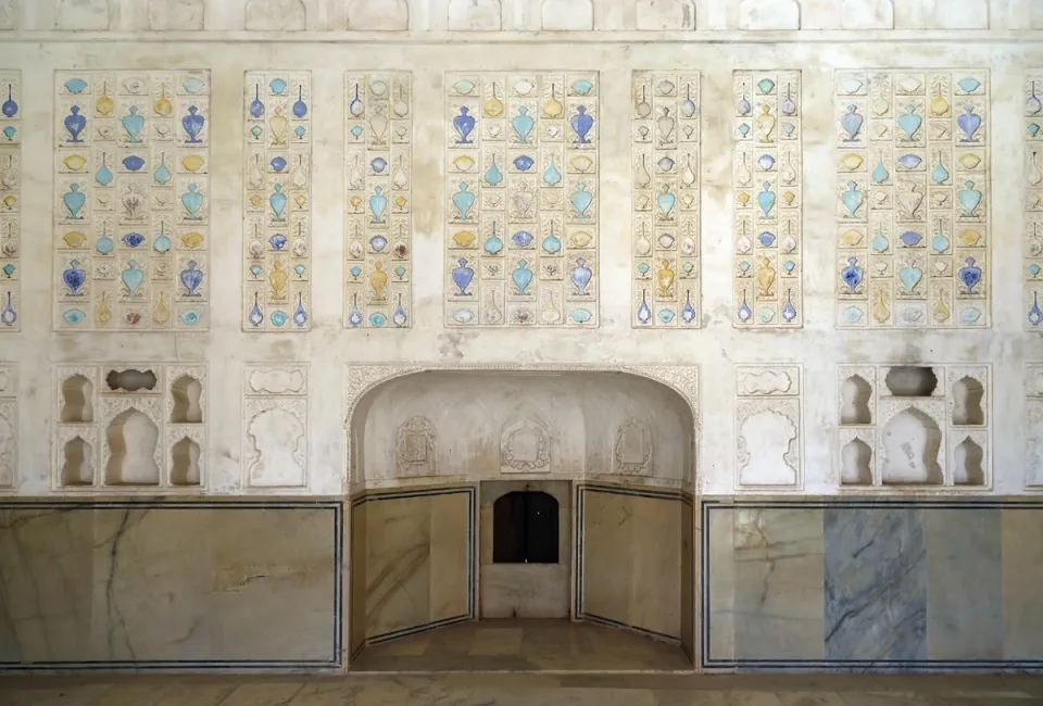 Amber Fort, Sukh Niwas (Hall of Pleasure), interior