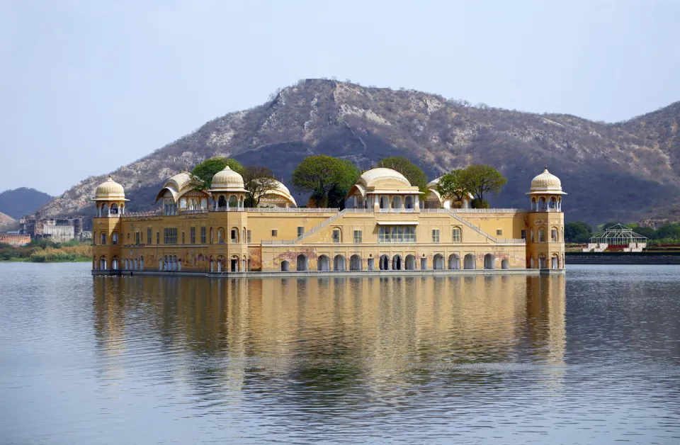 Jal Mahal in Man Sagar Lake