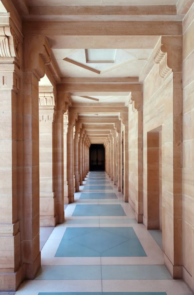 Umaid Bhawan Palace, arcade