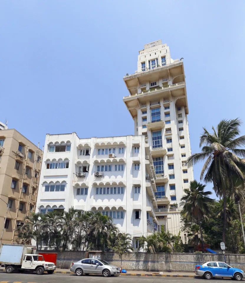 Bhulabhai Desai Marg (Warden Road), Shree Vardhan behind Geeta Building