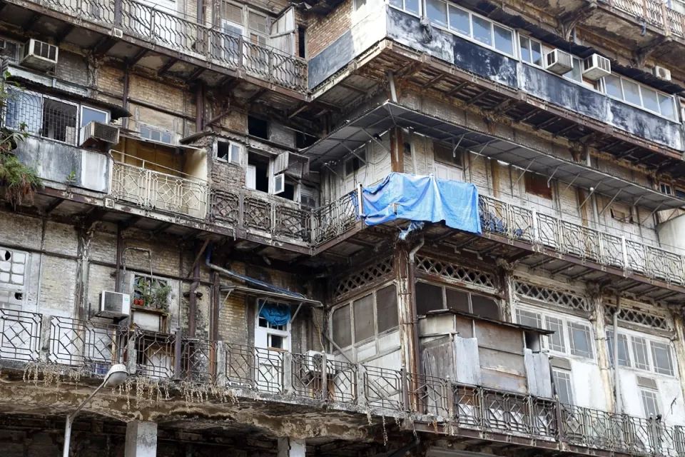 Esplanade Mansion (Watson's Hotel), facade detail with balconies