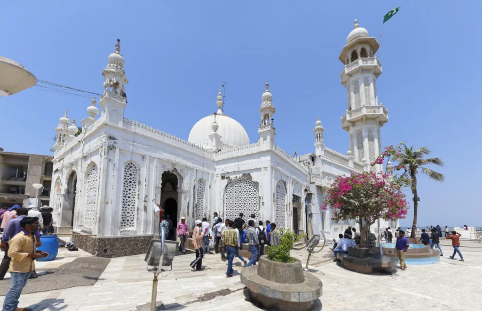 Haji Ali Dargah, southeast elevation