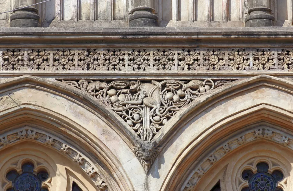 Municipal Corporation Building, facade detail