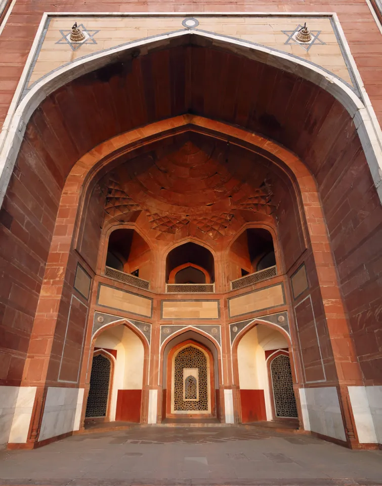 Humayun's Tomb, western iwan