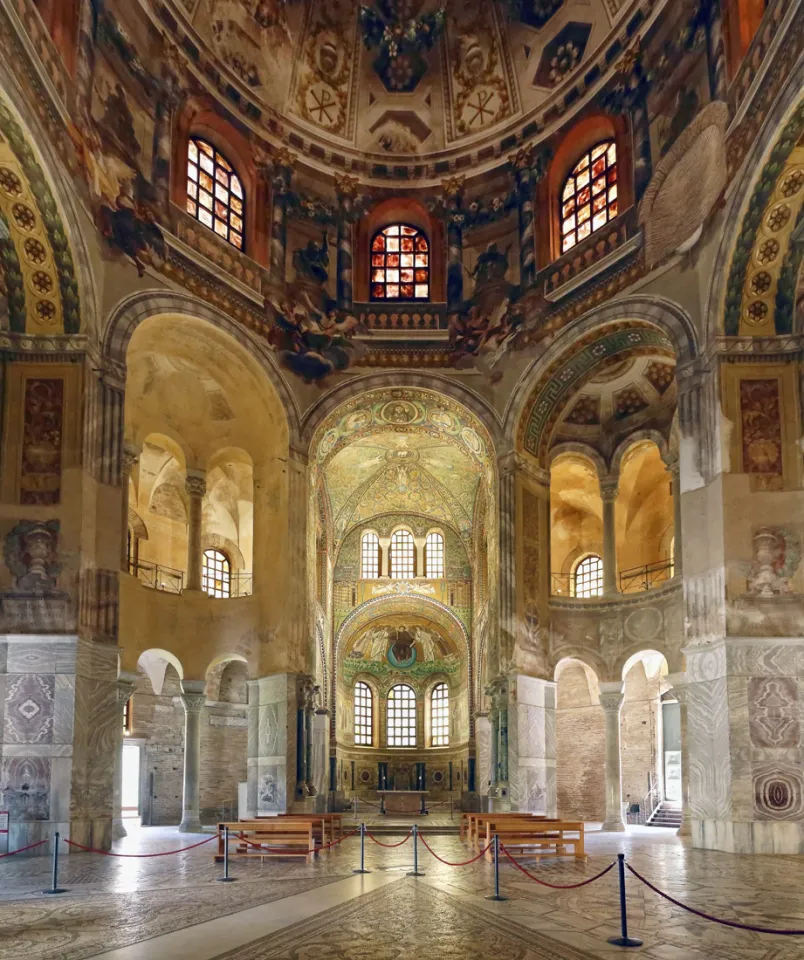 Basilica of San Vitale, interior