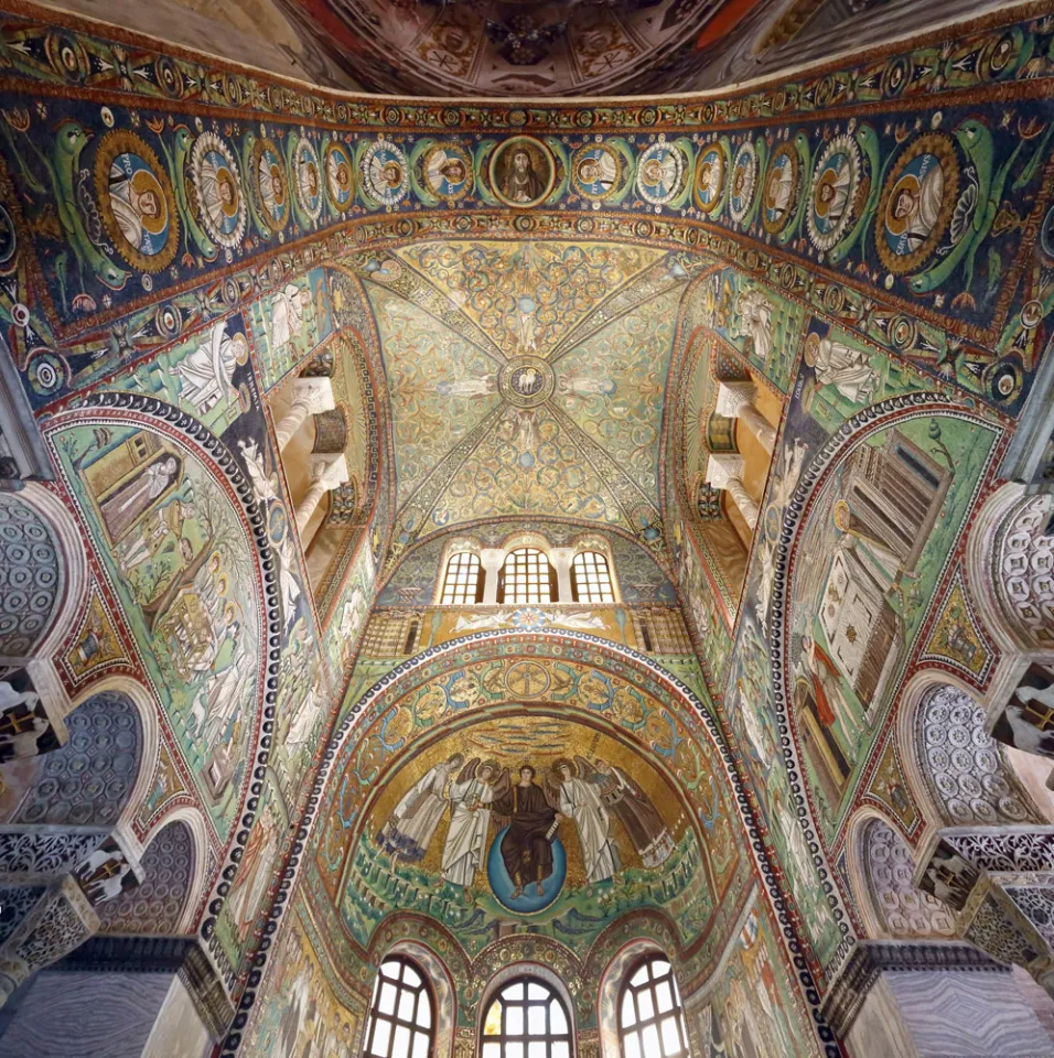Basilica of San Vitale, view from the choir up to the ceiling and the half-dome of the apse