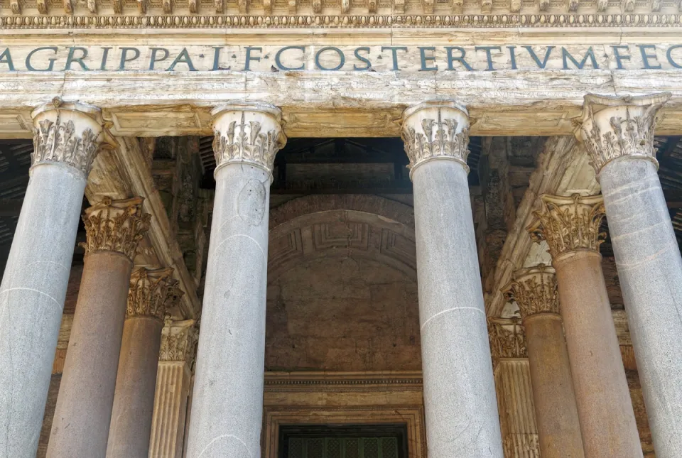 Pantheon, detail of the portico 