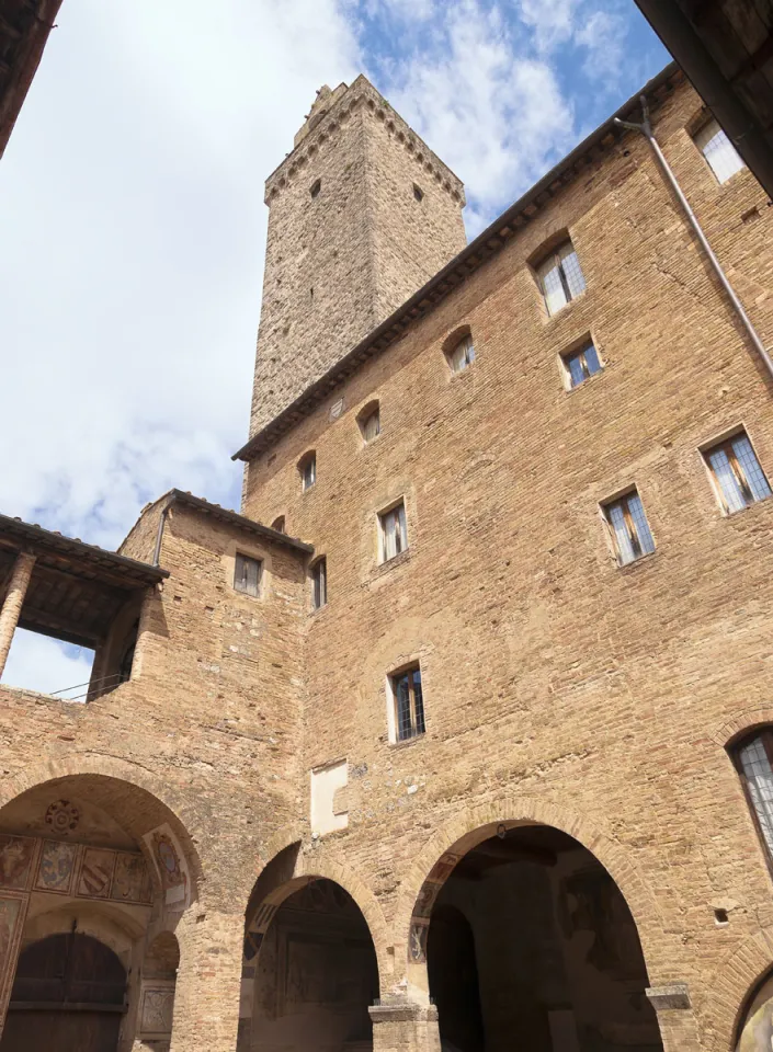 Municipal Palace of San Gimignano, rear facade