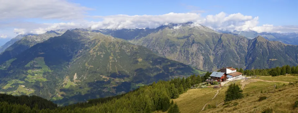 Sarntal Alps, Klammeben Inn, view on Texel Group