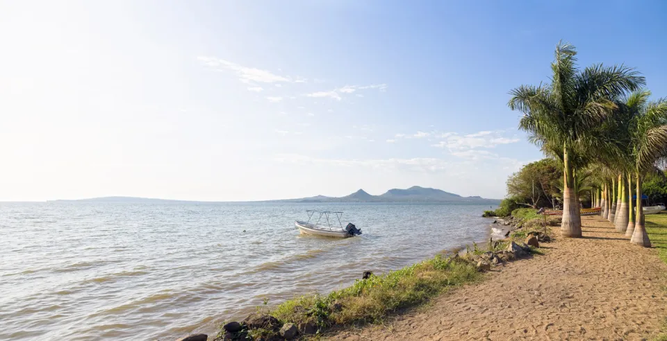 Lake Victoria, view in direction of Rusinga Island