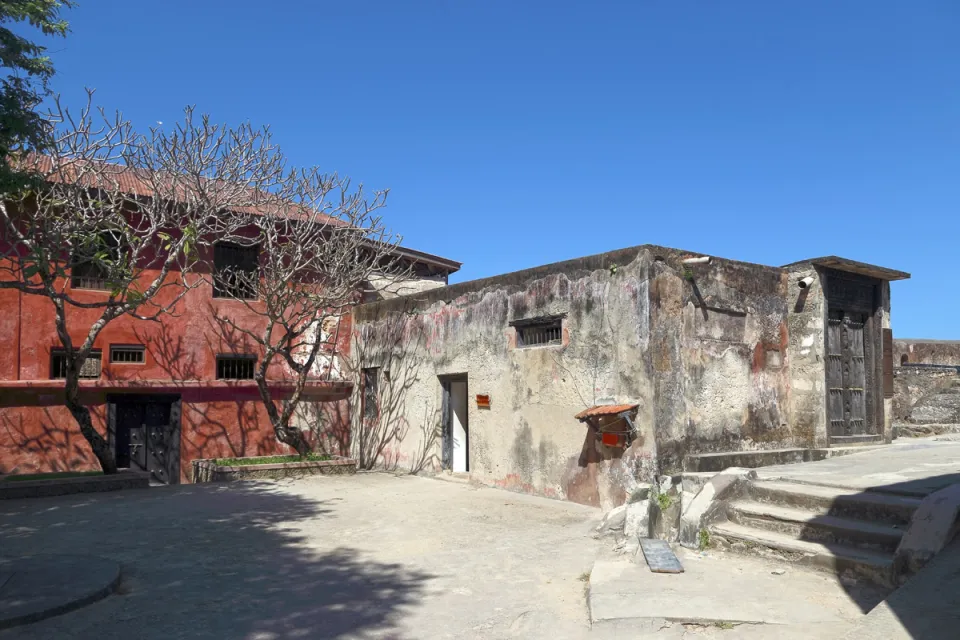 Fort Jesus, building of Portuguese wall paintings