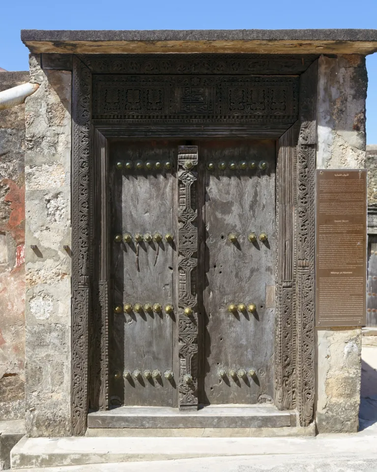 Omani door