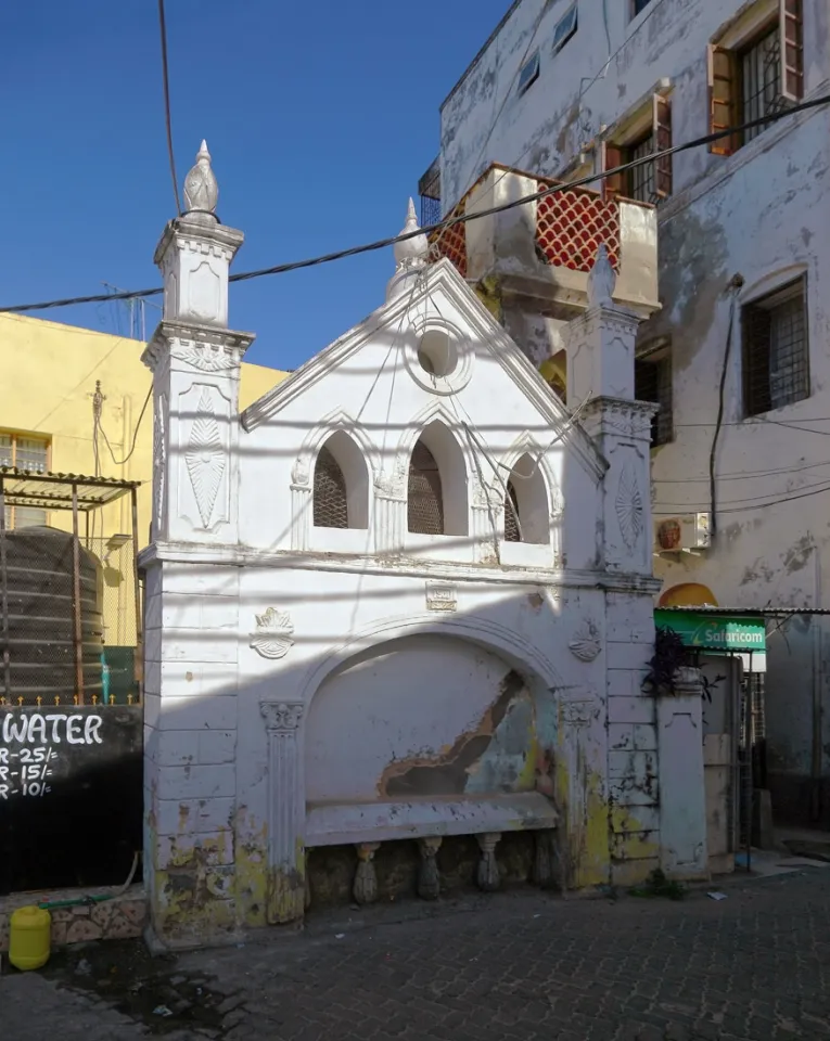 Mandhry Mosque Well