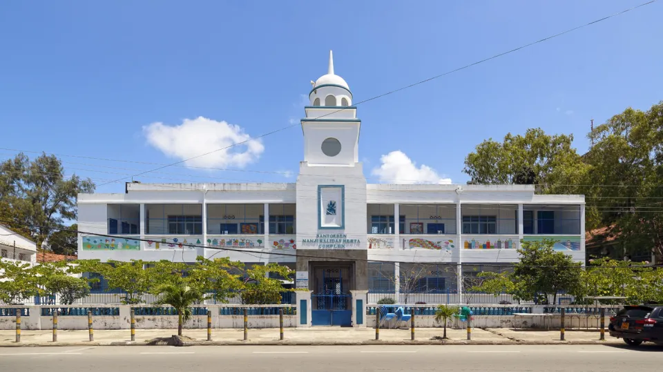 Santokben Nanji Kalidas Mehta Complex, east elevation