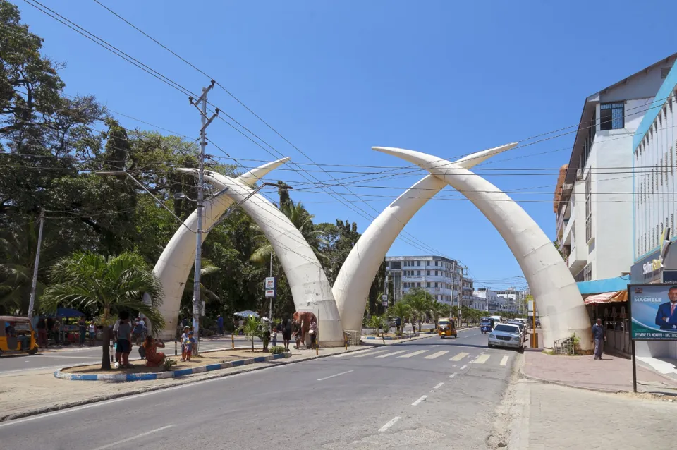 Tusks Monument, west elevation