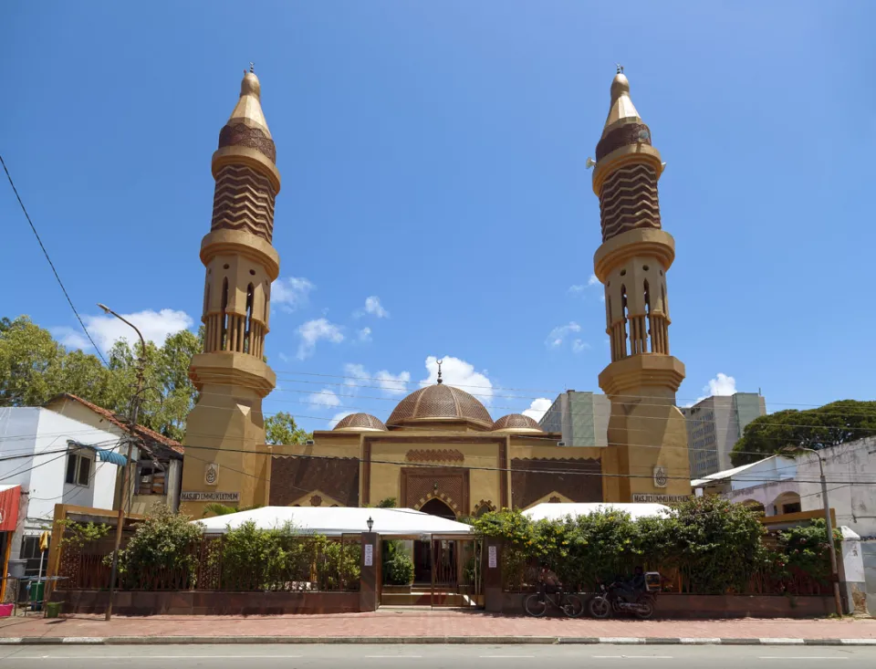 Ummu Kulthum Mosque, east elevation