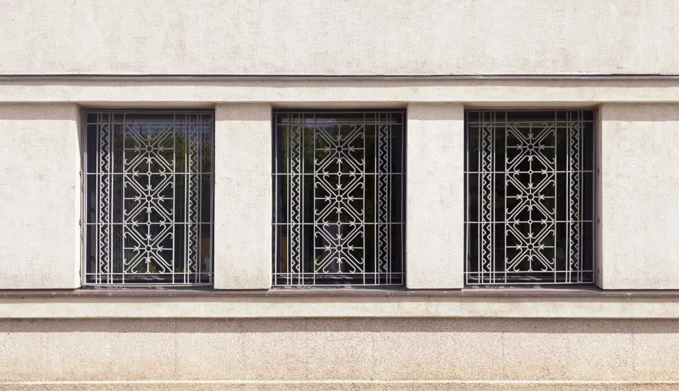 Vytautas the Great War Museum, windows