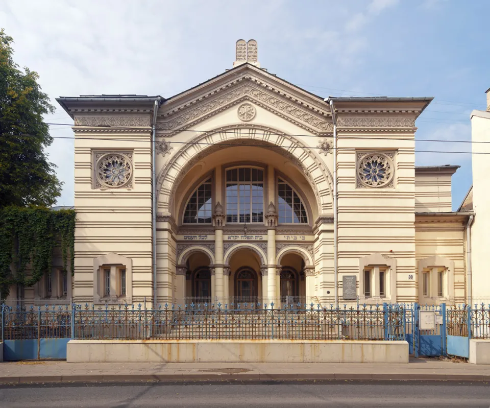 Choral Synagogue, main facade (northeast elevation)