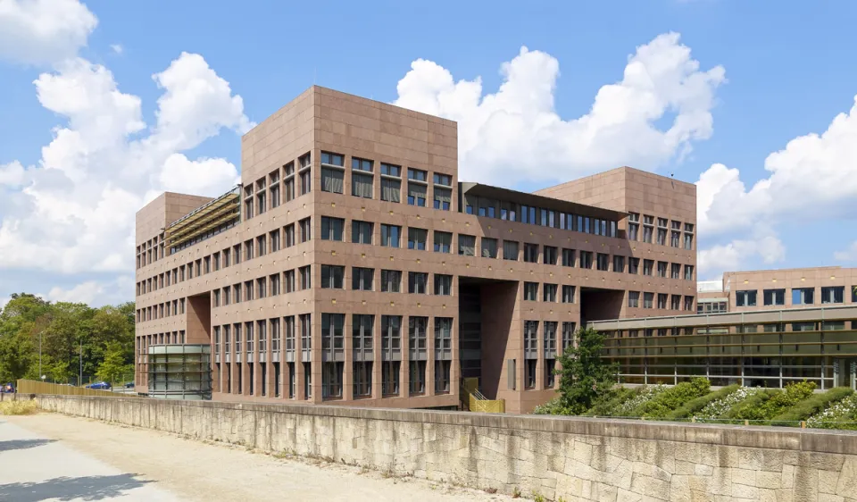 Court of Justice Palace, Themis Building, southeast elevation