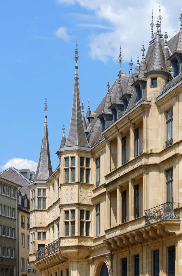 Grand Ducal Palace, facade detail