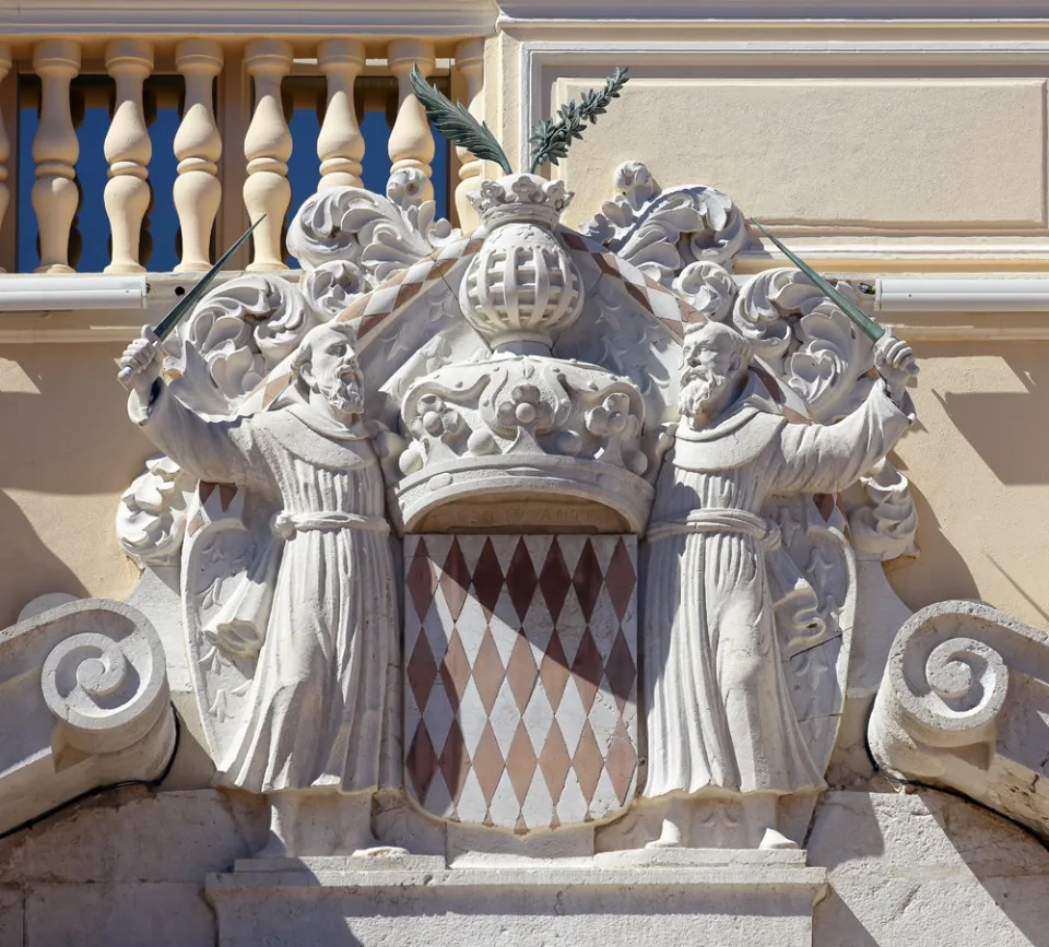 Prince's Palace of Monaco, heraldic sculpture of the main gate's overdoor