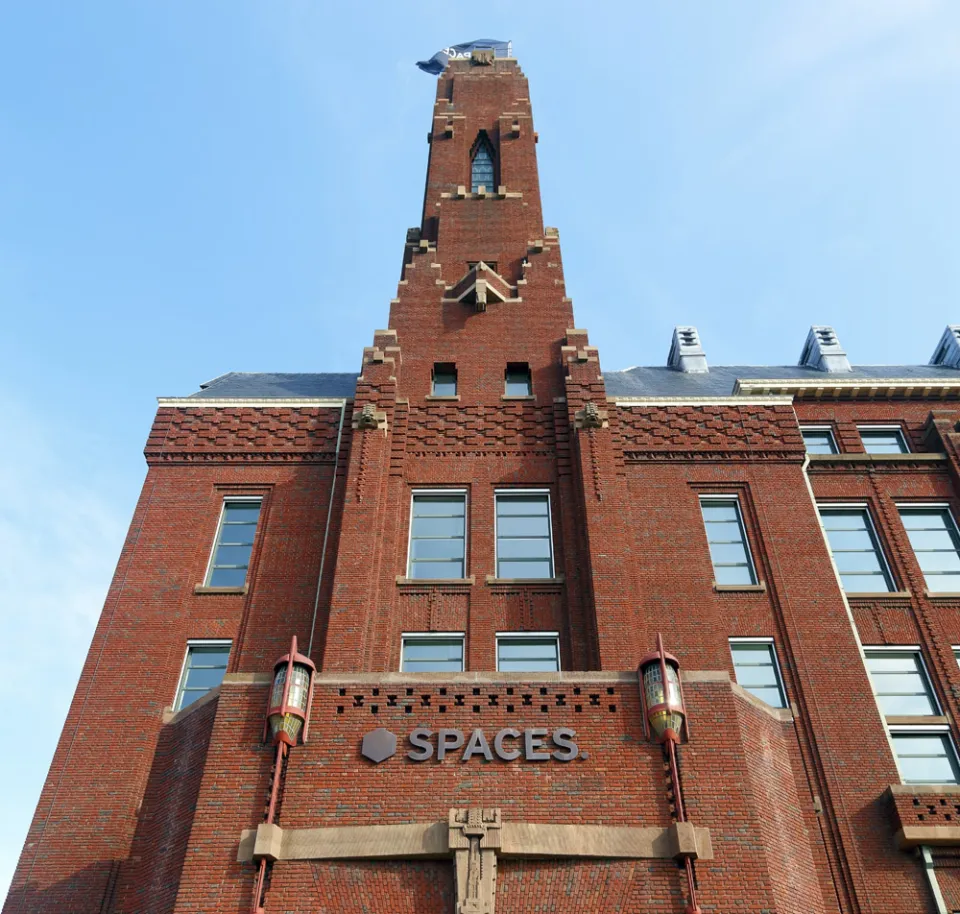 The Red Elephant, facade detail