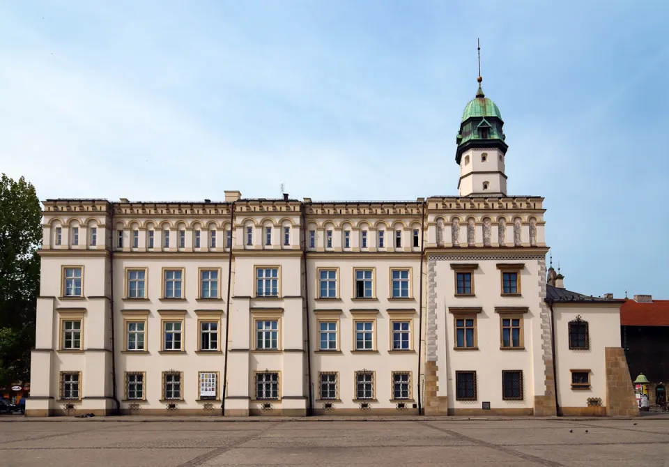 Kazimierz City Hall, east elevation, seen from Wolnica square