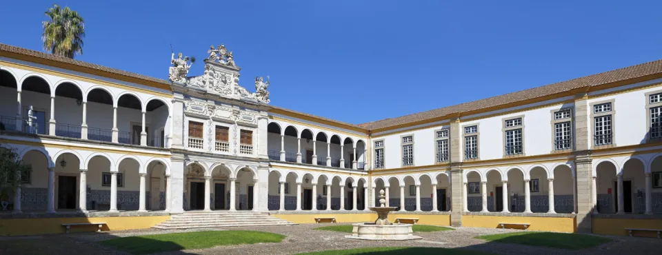 University of Évora, College of the Holy Spirit, Cloister of the General Studies