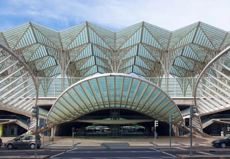 Lisbon Oriente Station, main entrance