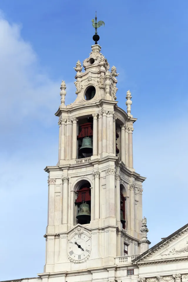 Royal Building of Mafra, Basilica, northern spire