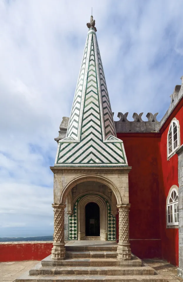 National Palace of Pena, chapel entrance