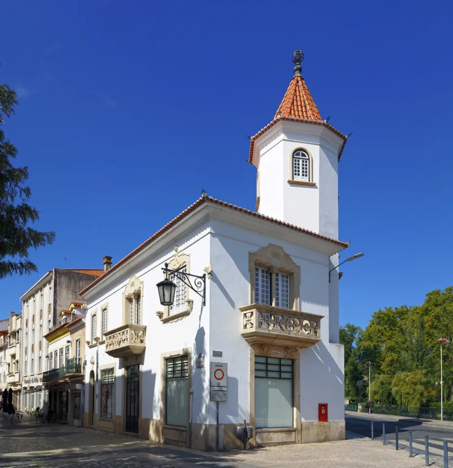 Vieira Guimarães House, east elevation