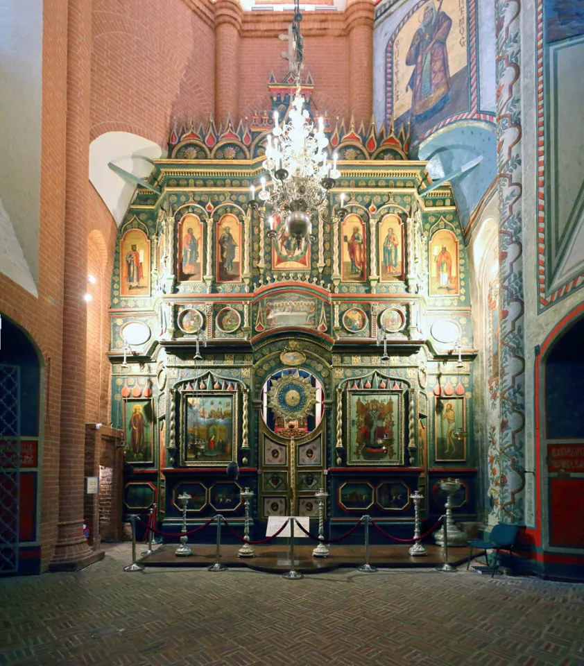 Saint Basil's Cathedral, Sanctuary of the Intercession of Most Holy Theotokos, iconostase