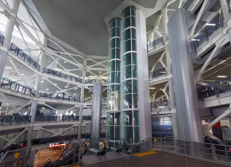 Samara Railway Station, interior