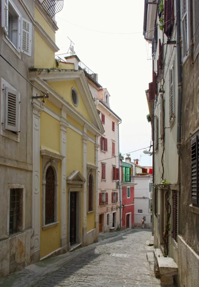 Church of Our Lady of Consolation, street of the 9th corps