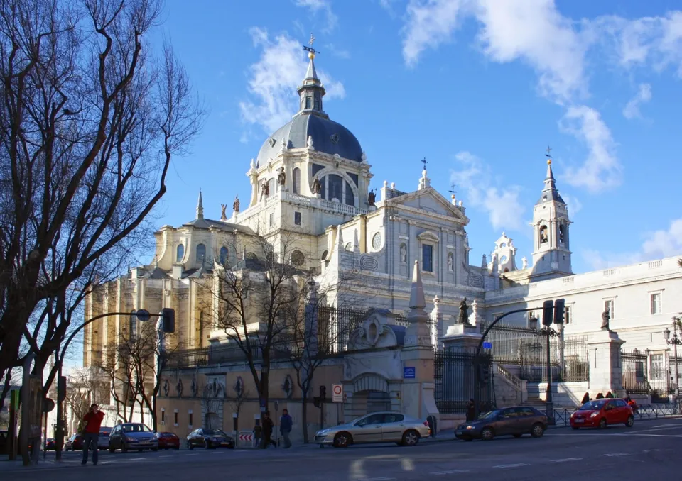 Almudena Cathedral, east elevation