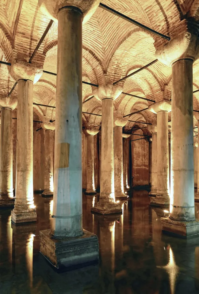 Basilica Cistern