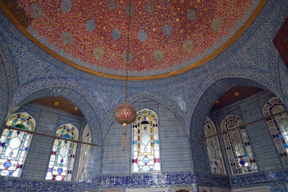 Topkapi Palace, Baghdad Kiosk, interior